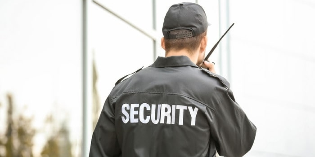 How Emergency Security Guards Prevent Property Damage and Theft